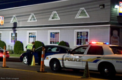 Police stopping drivers at Connecticut DUI checkpoint