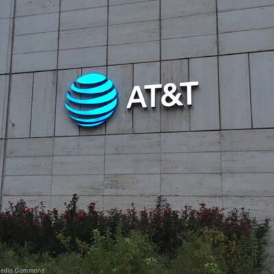 Front of an AT&T store