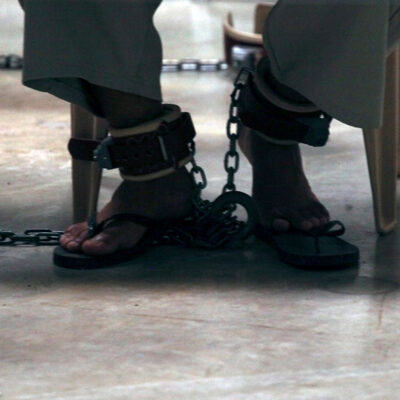 Prisoner Feet