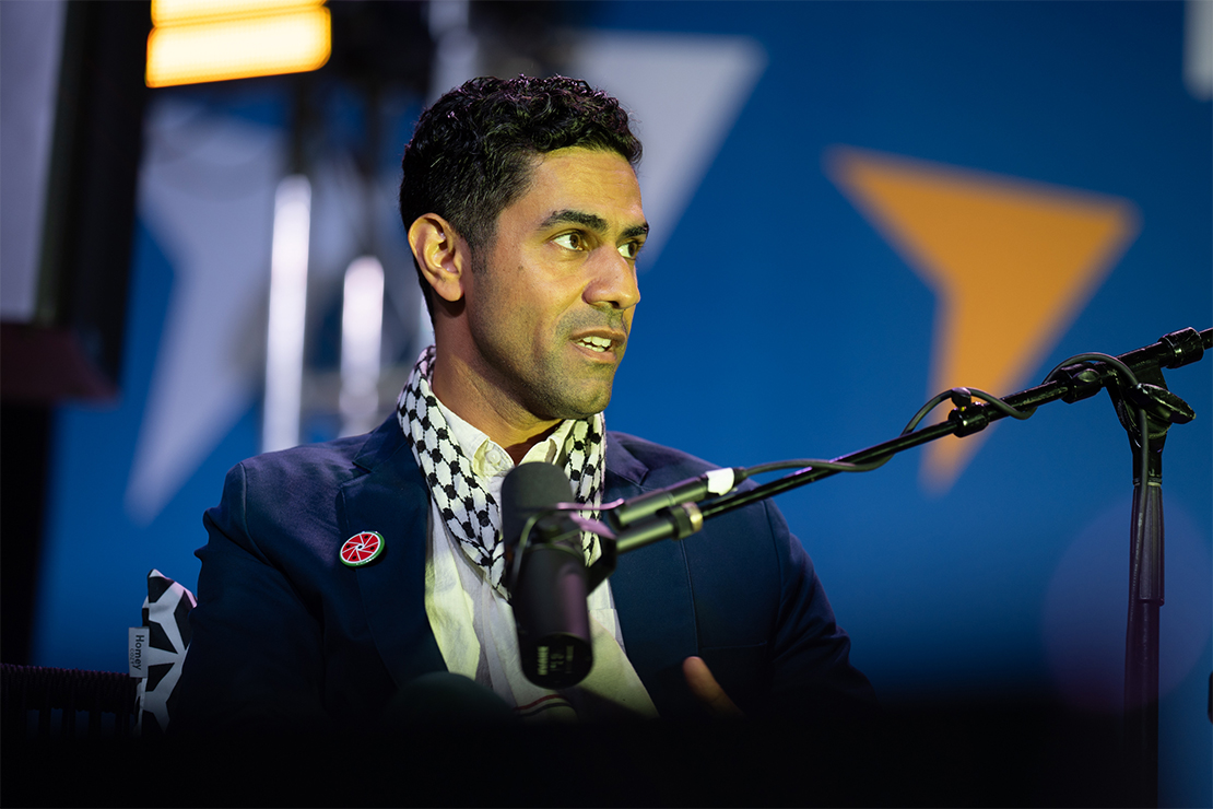 Razi Jafri, a Detroit-based documentary filmmaker and producer joined Kamau in conversation on stage for the Know Your Rights bus tour.