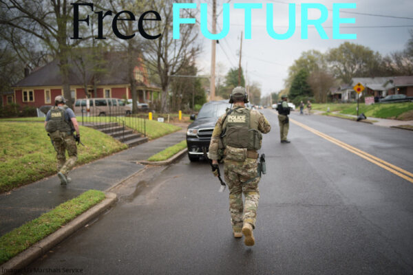 Federal agents in military clothes roaming around streets of Memphis