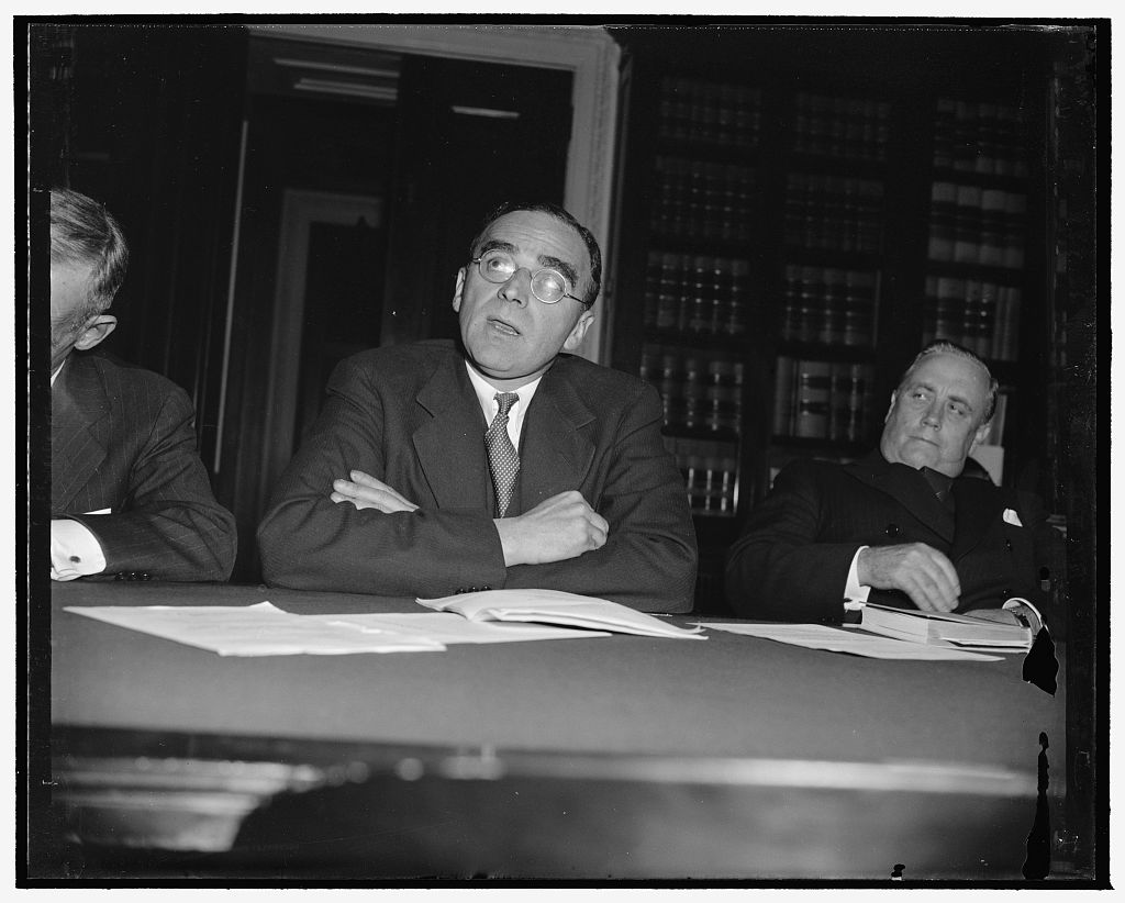 Black and white photo of of Morris Ernst