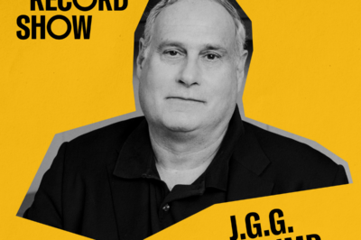 This is the podcast cover art. It is a yellow square image with a photo and text on it. In the middle, It features an image of ������Ƶattorney Lee Gelernt in grayscale. Lee is a white man with short gray hair wearing a black polo shirt. The upper left of the image says "Let the Record Show." The bottom right of the image says "J.G.G. v. Trump." The bottom left of the image has the ������Ƶlogo.